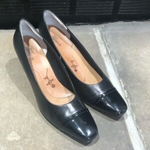 Ros Hommerson Kitten Heels